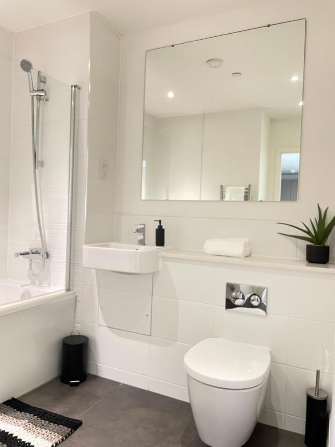 Premier Suite- Bedford City Centre With Free Gym & Parking Extérieur photo